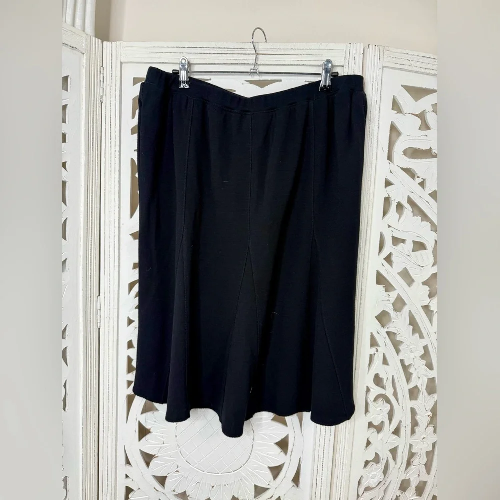Eileen Fisher Classic Black Knit A-Line Skirt